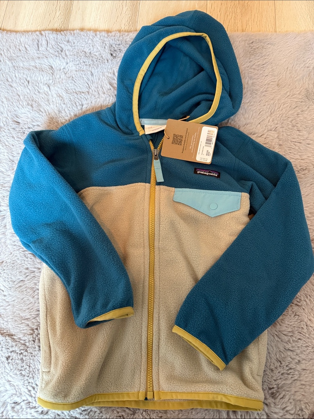Patagonia Kids Teal & Cream Fleece Hoodie with Yellow Trim